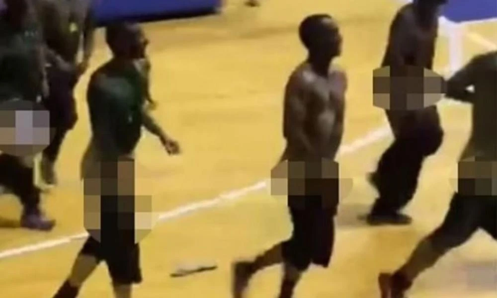 Αδιανόητο σκηνικό στην Βραζιλία: Φοιτητές ιατρικής αυνανίστηκαν για να πανηγυρίσουν τη νίκη της γυναικείας ομάδας βόλει!